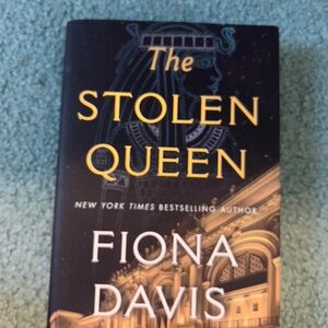 The Stolen Queen by Fiona Davis - Black & Gold Hardcover